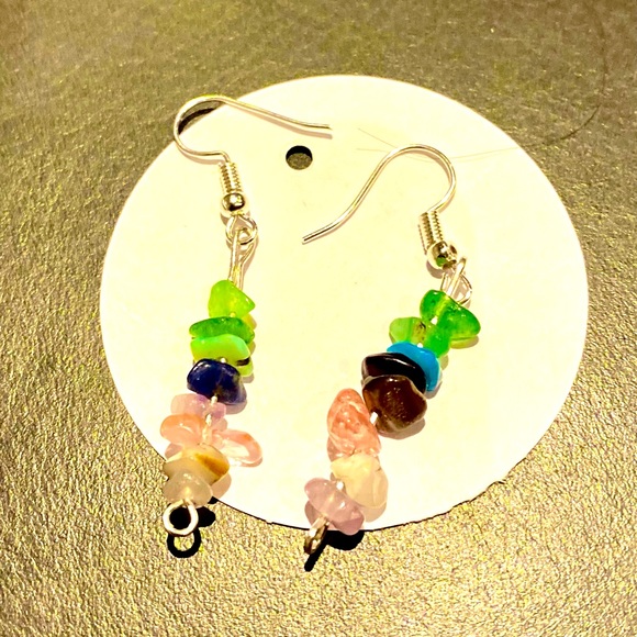Pair of earrings. Stocking stuffer for Christmas/holidays. Brand new.
